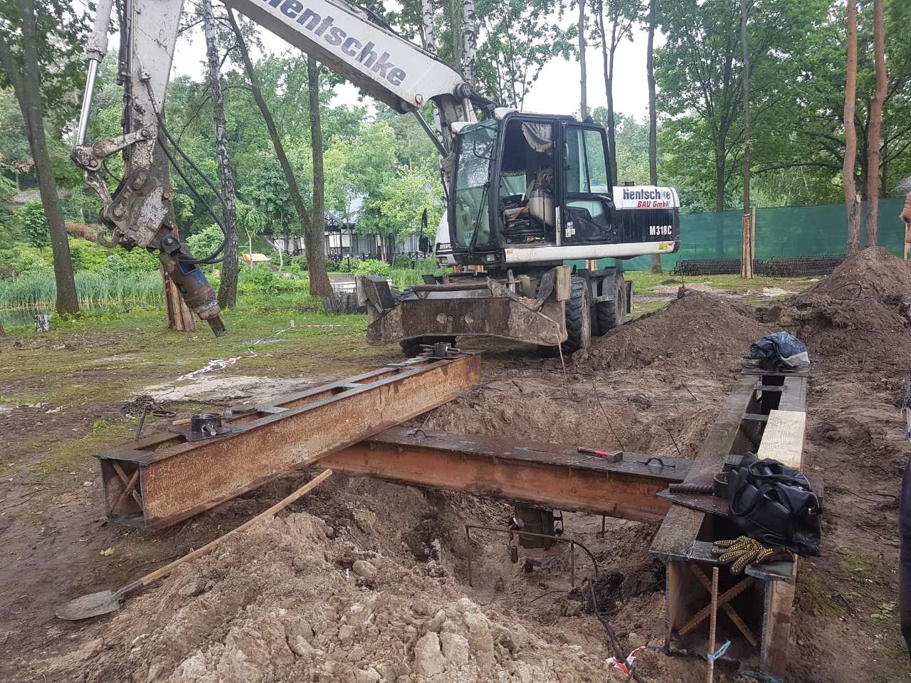 Буронабивні палі глибиною до 21 метра — пальові роботи Київ