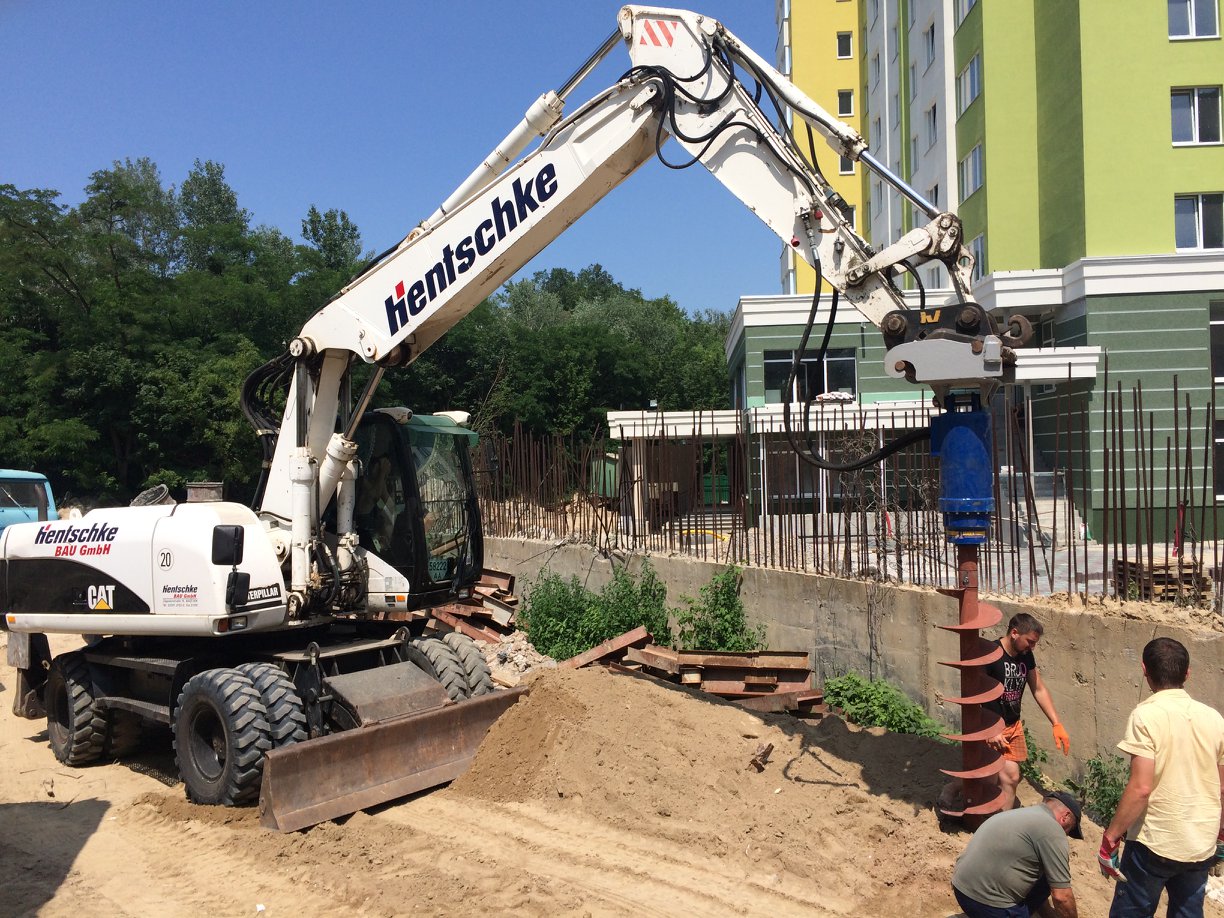 Армування паль — контроль якості буріння БМК "Місто Груп"