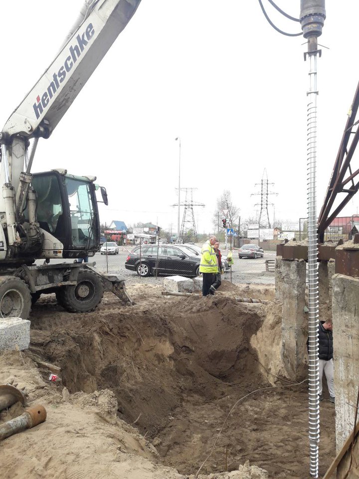 Посилення існуючого фундаменту — палі для реконструкції будівель