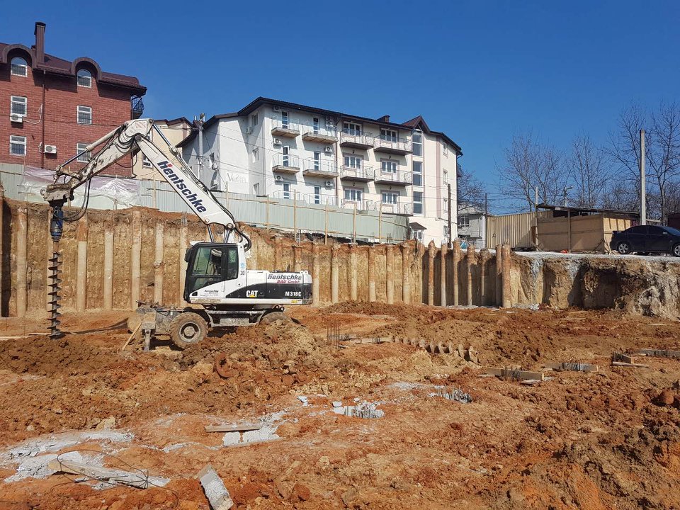 Буронабивна паля — влаштування підпірної стіни Київ