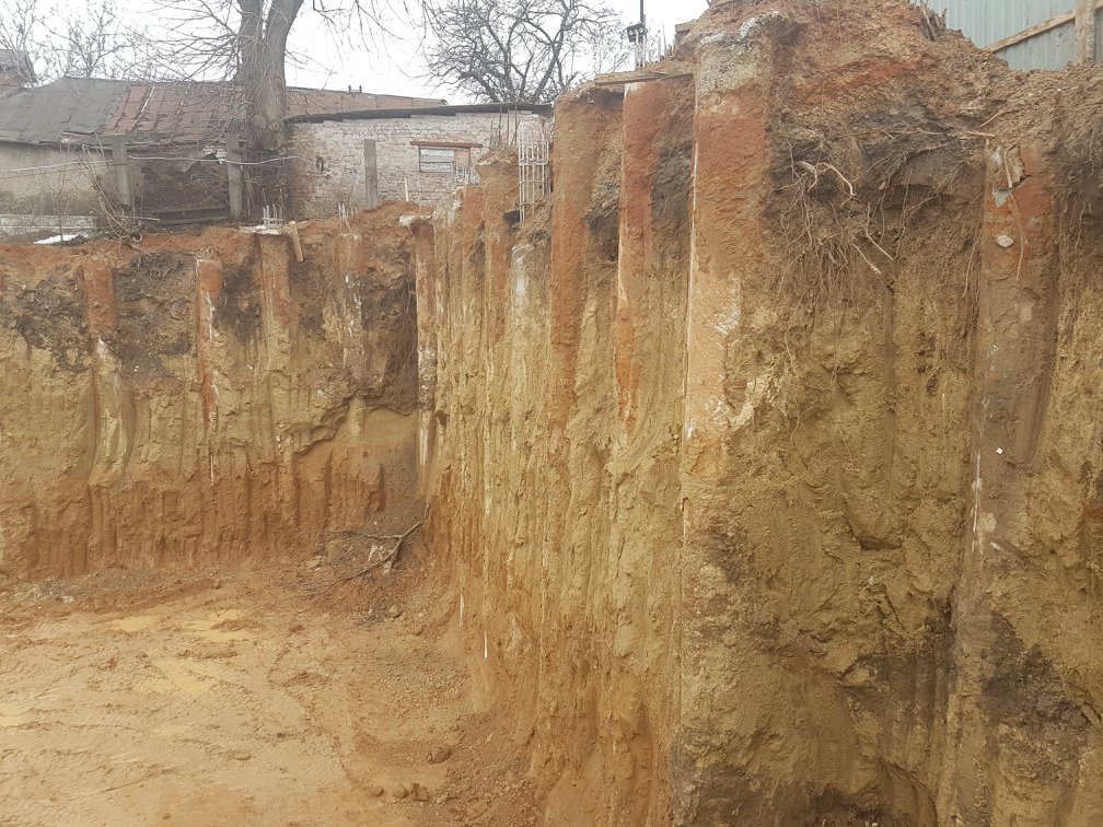 Заглиблення двотаврової балки — шпунтові кріплення Київ