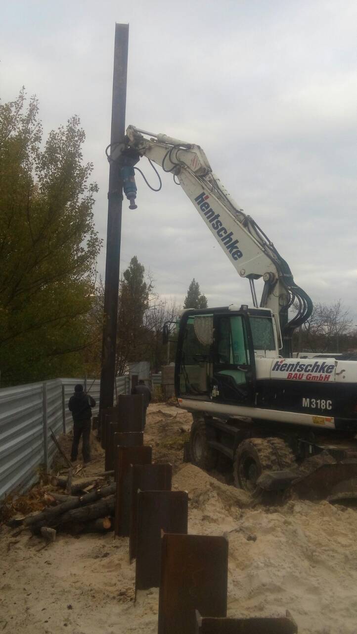 Заглиблення двотаврової балки — шпунтові кріплення Київ