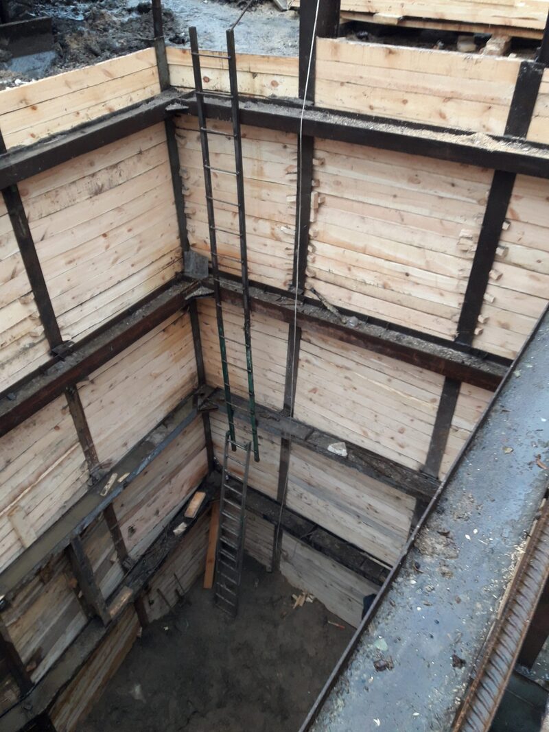 Забірка дошкою шпунтового ряду — кріплення котлованів