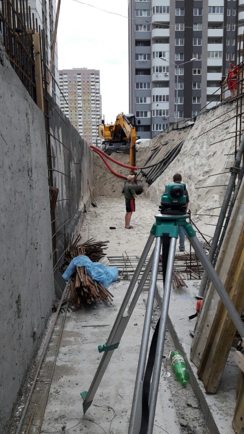 Котлован під фундамент — будівельні послуги під ключ