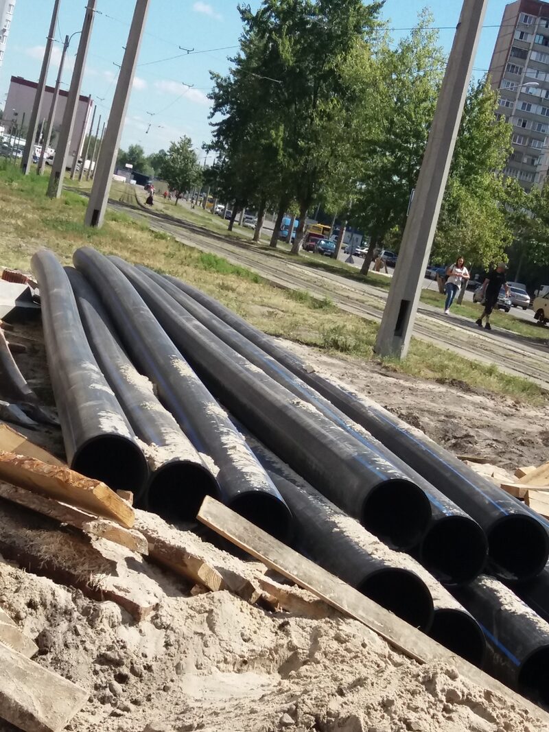 Прокладання трубопроводів штольневим методом — будівельні роботи